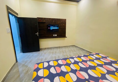 Hotel Abhishek Residency