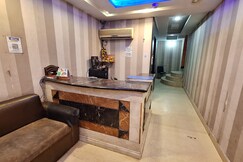 Hotel Vishesh Continental Karol Bagh, Delhi Hotel Vishesh Continental Karol Bagh, Delhi