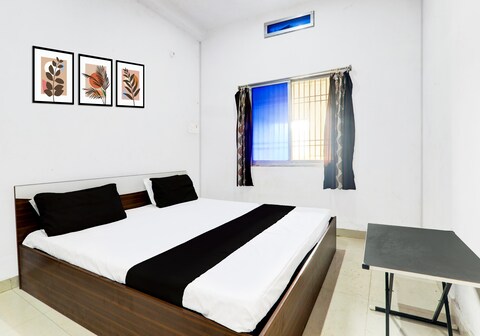 Hotel O Baba Near Mount Litera School