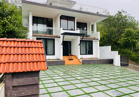 MISTARA BY DRIVEHOLICZ, PARUNTHUMPARA, IDUKKI DIST