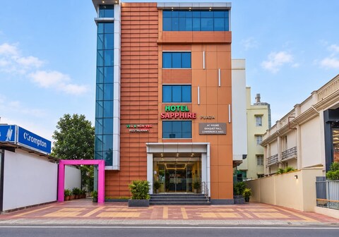 SAPPHIRE PLAZA