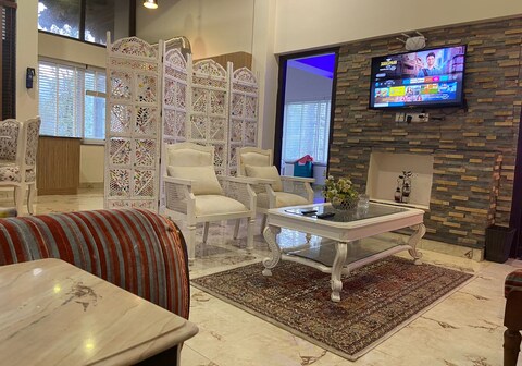 Luxurious peaceful Penthouses Nainital 2Bhk