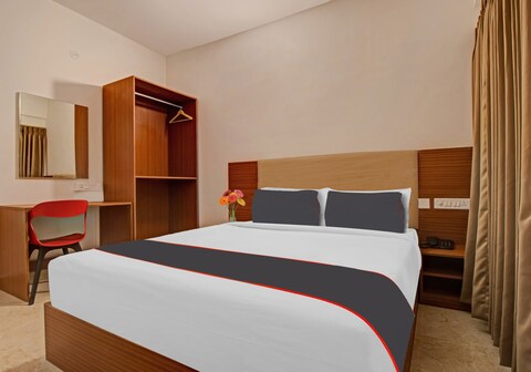 Super Collection O Petals Otium Business Hotel