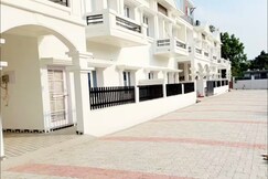 Villa stay with modern amenities, Lucknow Villa stay with modern amenities, Lucknow