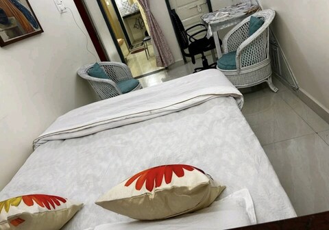 CHANDRAJYOTI VILLA HOME STAY.