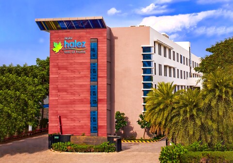 HOTEL HALEZ