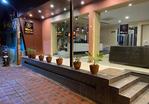 Miles INN Hotel