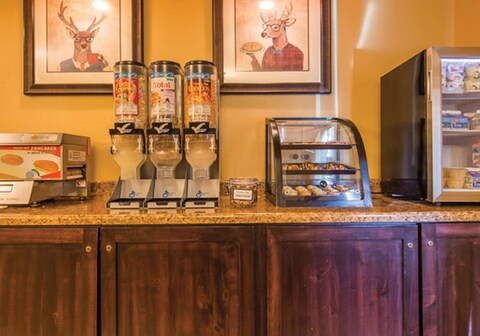 Best Western Plus Deer Park Hotel & Suites