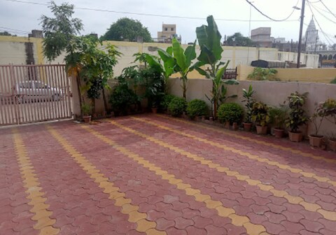 Hotel Nirala residency