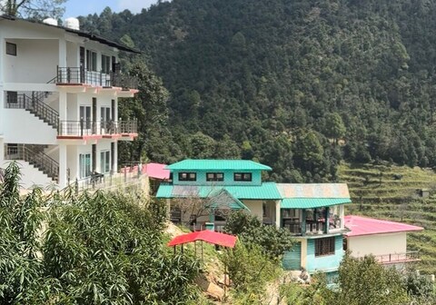 Panyali Farms - In The Middle of Nowhere