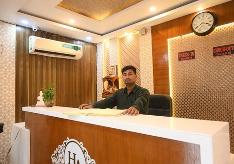Hotel Aditya Residency