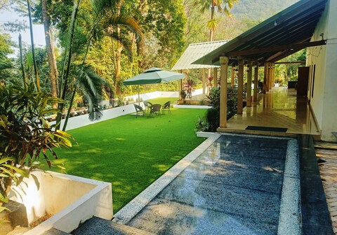 Taptapani Spring Resort