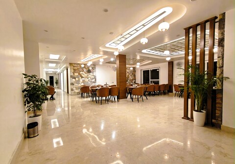 Palm Aryan Pause by the Stream Resort