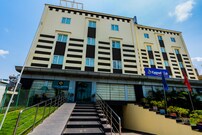 Cygnett Lite Ramachandra, Vizag, Vishakhapatnam Cygnett Lite Ramachandra, Vizag, Vishakhapatnam