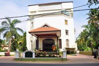 Holiday Hotel, Cochin Holiday Hotel, Cochin