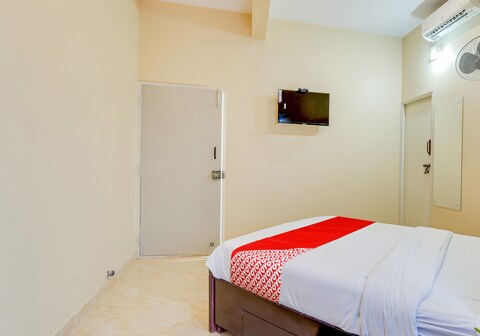 Hotel O SGR Residency