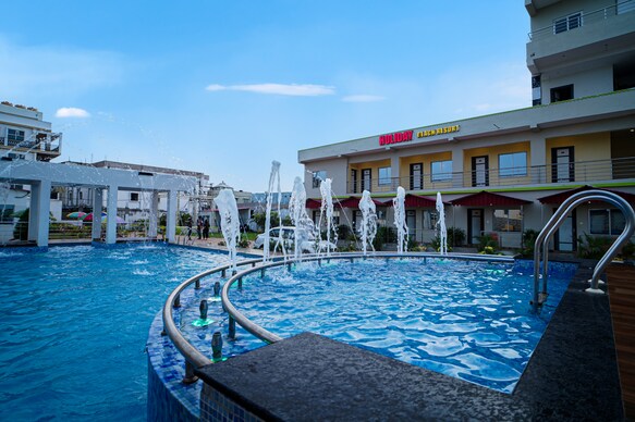 Holiday Beach Resorts, Mandarmani