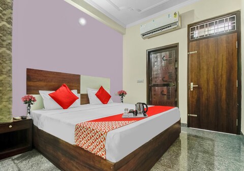 Hotel O Maan Bagh Palace