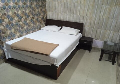 HOTEL MAJESTY PALACE