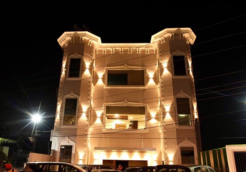 Hotel Aashirwad International