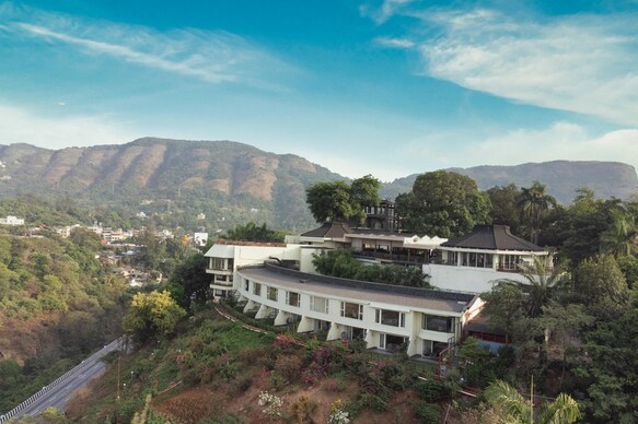 Athiva Resort & Spa, Khandala