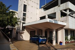 Hotel Maruti Mandapam, Jabalpur Hotel Maruti Mandapam, Jabalpur