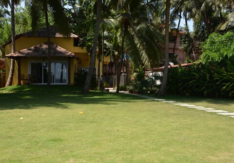 Morjim River Villa 1 with 180 Degree View