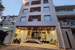 Hotel The Urban Villa, Varanasi Hotel The Urban Villa, Varanasi