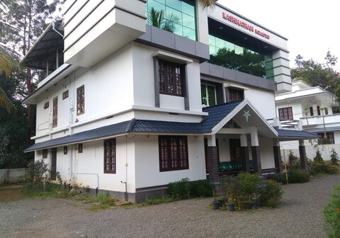 Edakkal View Homestay