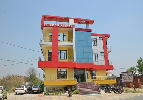 Hotel Abhyam