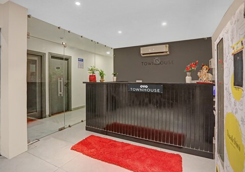 Townhouse 587 Sector 19