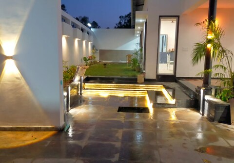 The Palms A Holiday Resort & Farmhouse