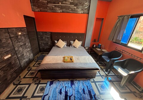 Amber Palace | Rooms & Dorms