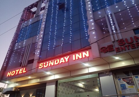 Hotel Sunday Inn & Banquet Hall