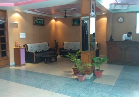 Hotel Utsav Deluxe