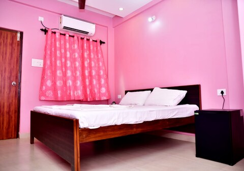 INDRAYANI GUEST HOUSE