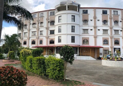 kanta Shrawan Palace Bhopal