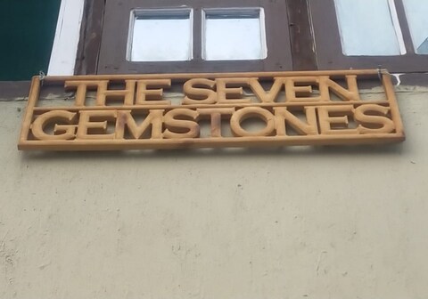 The Seven Gemstone