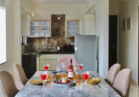 Luxury 2BHK Entire Apartment at Candolim Luxfort Near Beach