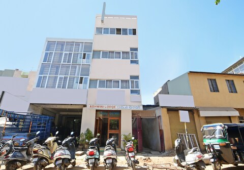 Hotel Ashwini Lodge