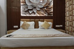 Hotel The Paramont, Delhi Hotel The Paramont, Delhi