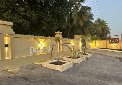 Dwarkesh Farm & Resort
