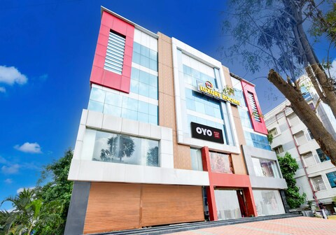 Hotel O SVS SUITES LUXURY ROOMS