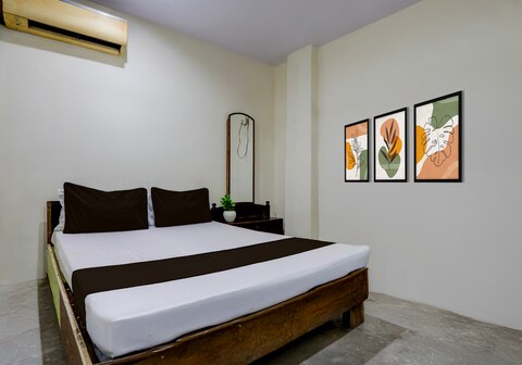 SPOT ON by OYO Shubh Milan