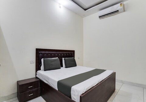 Hotel O R.R- A Highway Inn