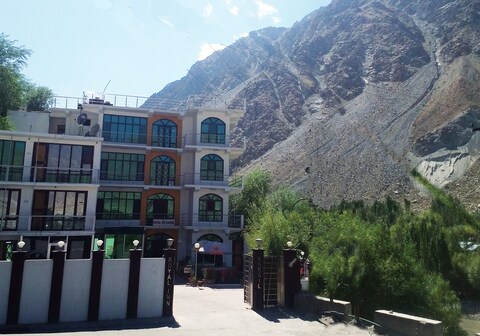 Royal inn Kargil