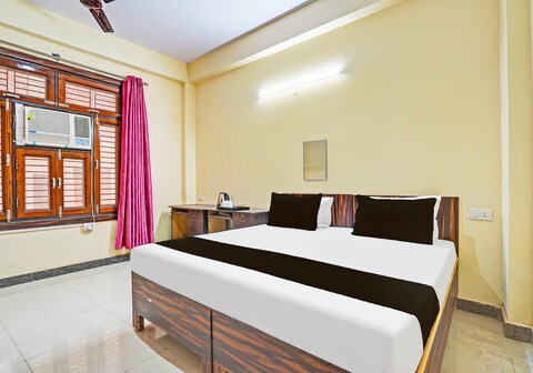 Hotel O S.B.N HOTEL AND RESEIDENCY