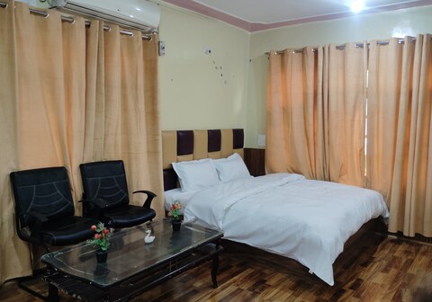 HALEEM GUEST HOUSE
