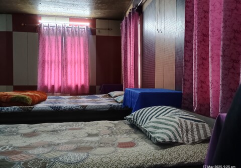 Swaroop Ashray Homestay