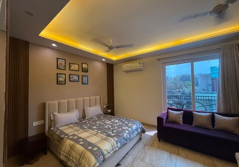 Downtown Luxurious Private Apartment